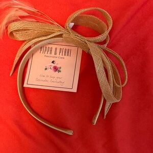 NWT gold fascinator headband